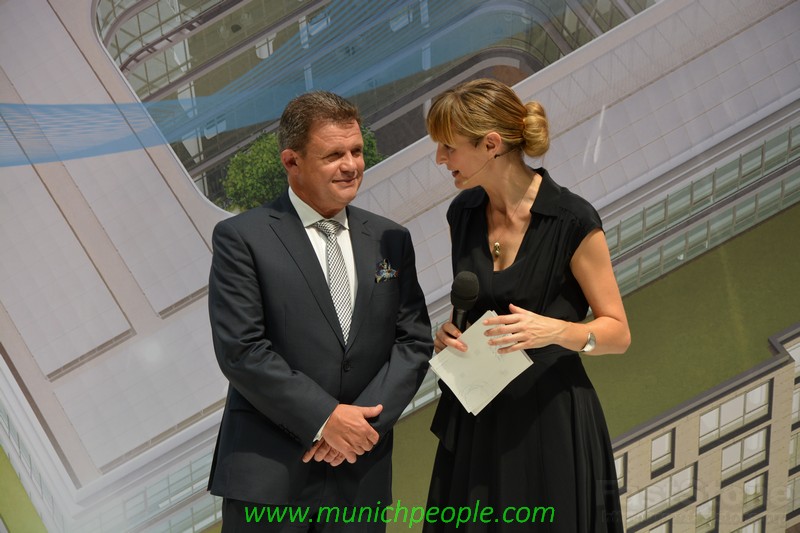 Einweihung der neuen Siemens Hauptzentrale in München www.muenchenfnester.de