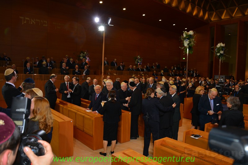 Verleihung der Ohle -Jakob-Medaille in Gold an Fr. Dr. Merkel www.europaeischepresseagentur.com www.münchenfenster.de