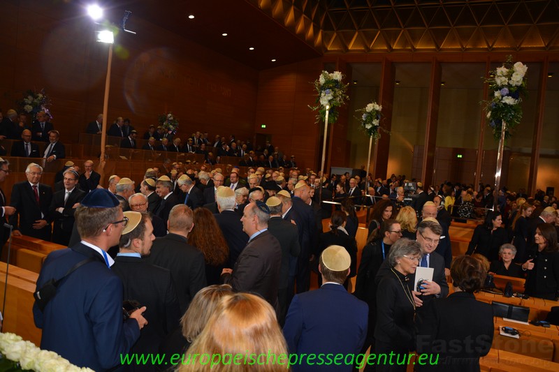 Verleihung der Ohle -Jakob-Medaille in Gold an Fr. Dr. Merkel www.europaeischepresseagentur.com www.europaeischepresseagentur.com