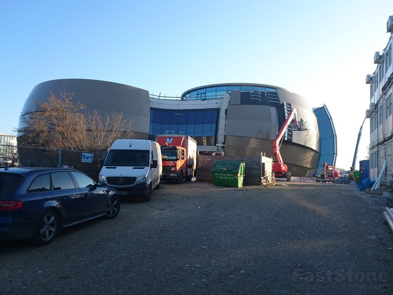 ESO Supernova der ESO Garching www.muenchenfenster.de www.muenchenfeenster.de