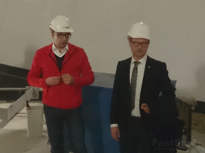 ESO Supernova der ESO Garching www.munichpeople.com www.münchenfenster.de