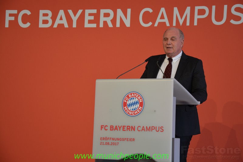 Uli Hoeness Präsident FC Bayern www.munichpeople.com www.munichpeople.com