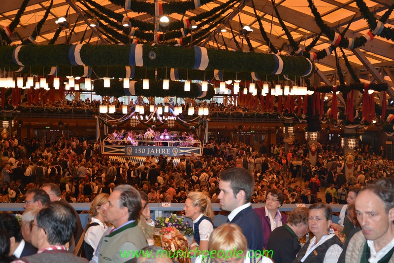 Münchner Oktoberfest Schottenhamel Bierzelt www.wiesnreport.de www.weisnreport.de