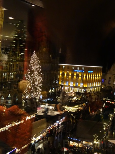 Christkindlmarkt München www.munichfinest.com www.munichfinest.com