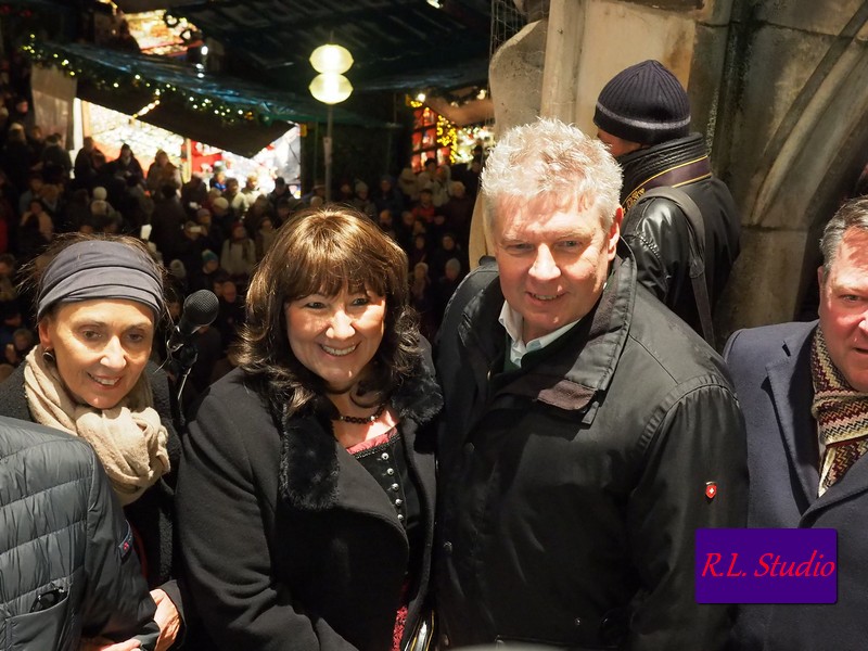 Eröffnung Christkindlmarkt München www.munichpeople.com