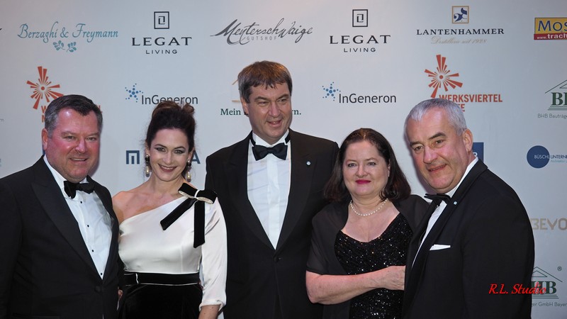 11.Schwarz Weiss Ball 2018 www.munichpeople.com