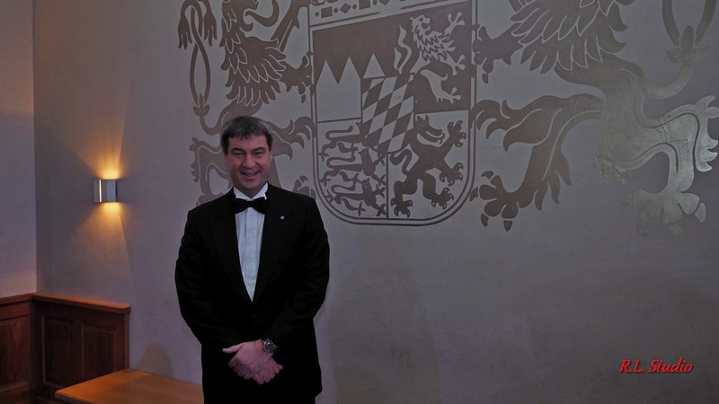 11.Schwarz Weiss Ball 2018 www.munichpeople.com