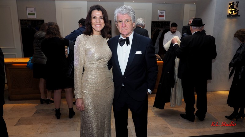 11.Schwarz Weiss Ball 2018 www.munichpeople.com