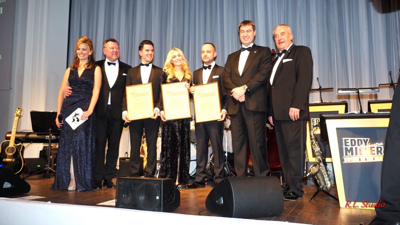 11.Schwarz Weiss Ball 2018 www.munichpeople.com