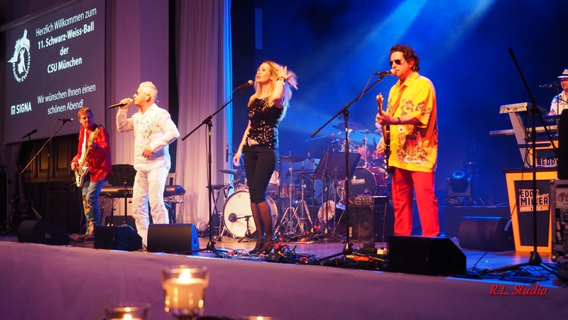 11.Schwarz Weiss Ball 2018 www.munichfinest.com