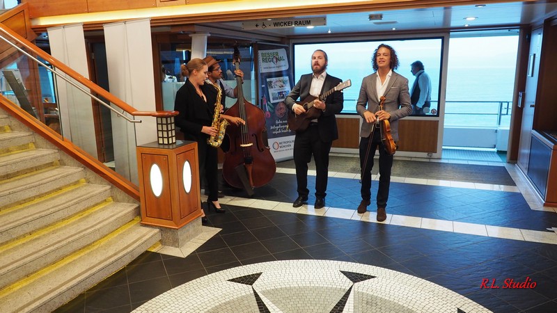 zehn jahre mehr miteinander www.europäischepresseagentur.com