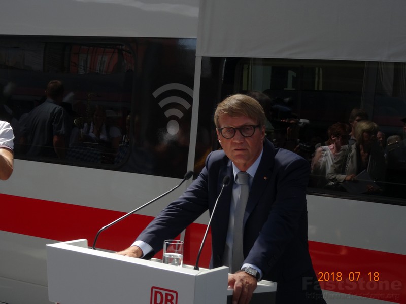 Konzernvorstand Ronald Pofalla www.munichpeople.com www.munichpeople.com