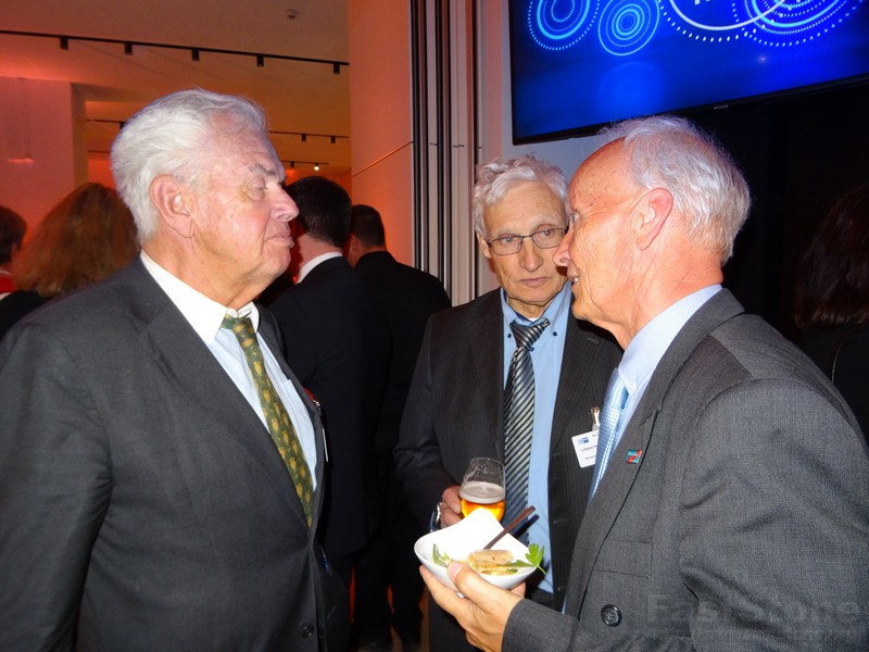 Siegfried Westphahl, Prinz Luitpold von Bayern mit dem Landtagsabgeordneten Ulli Henkel (AFD) www.europaeischepresseagentur.com www.europaeischepresseagentur.com