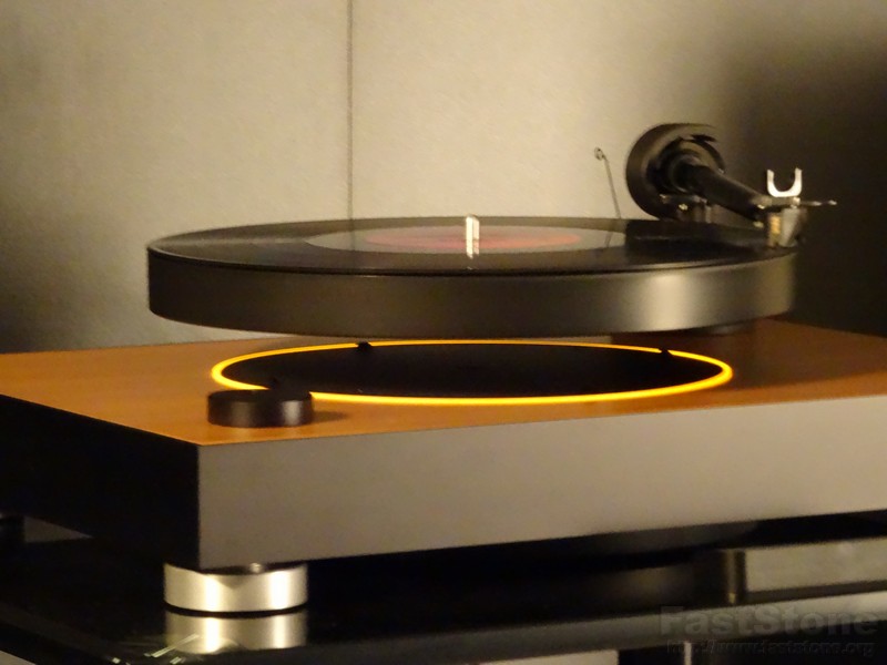 Turntable high end 2019 www.muenchenfenster.de www.muenchenfenster.de