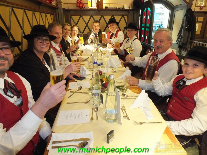 Cristkindlmarkt Eröffnung 2019 www.munichpeople.com (10) www.munichpeople.com