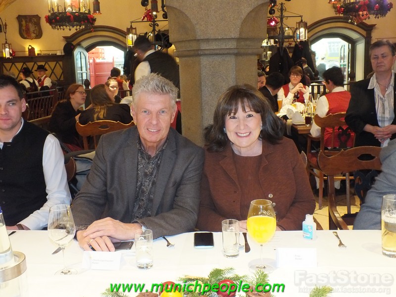 Cristkindlmarkt Eröffnung 2019 www.munichpeople.com (8) www.munichpeople.com