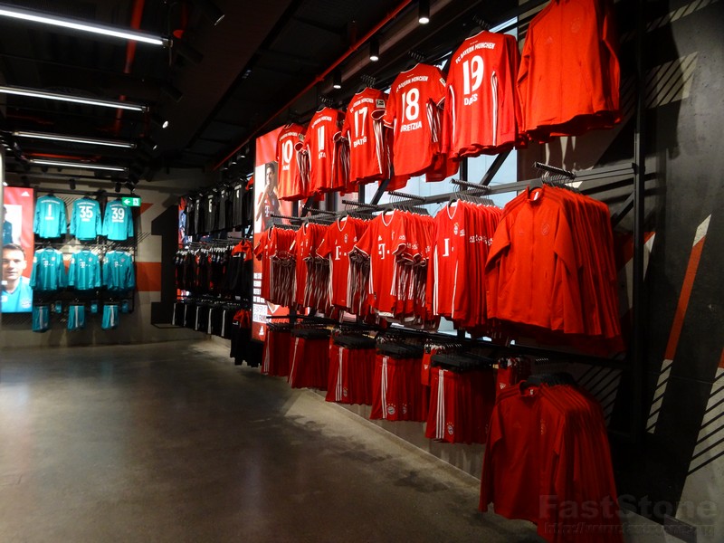 FC Bayern Erlebniswelt www.münchenfenster.de www.münchenfenster.de