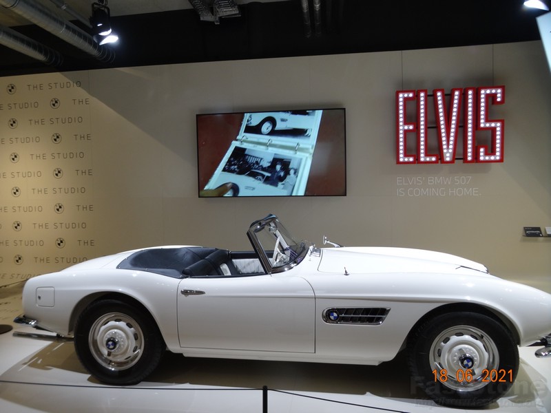 Motorworld München www.munichcar.com www.münchenfenster.de