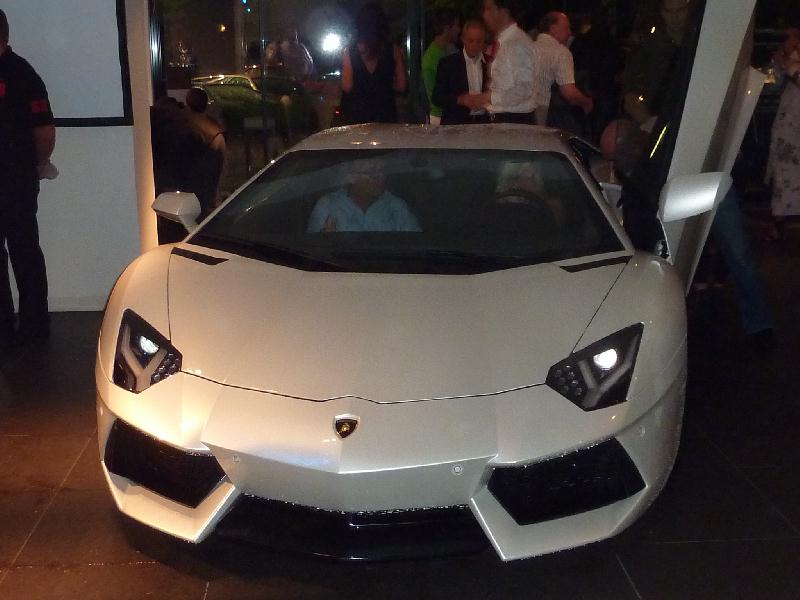 Der neue Lamborghini Callarado mit Allradantrieb in Muenchen