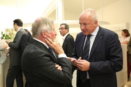 Preis der Itzel-Stiftung für Altpolitiker Alois Glück