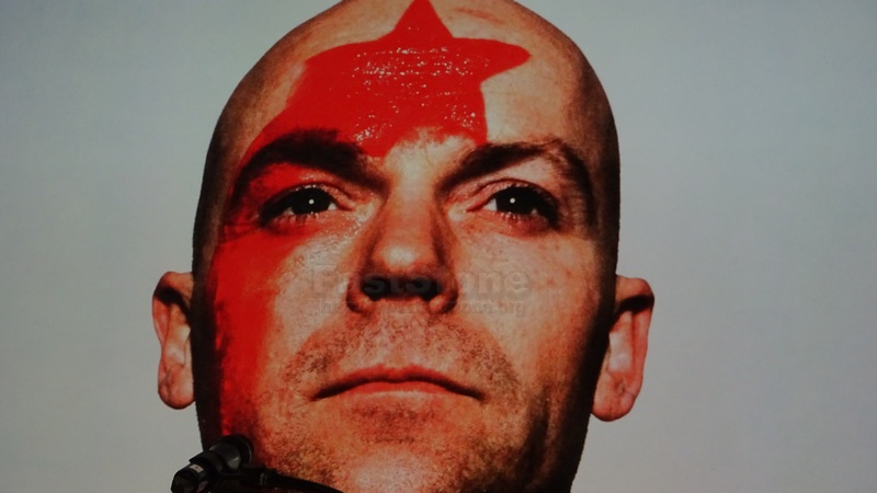 Aktionskünstler Flatz versteigert seine Tattoos